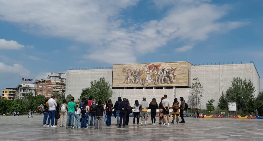 Turizmin këtë vit e mbajti Kosova dhe italianët, bien polakët dhe spanjollët